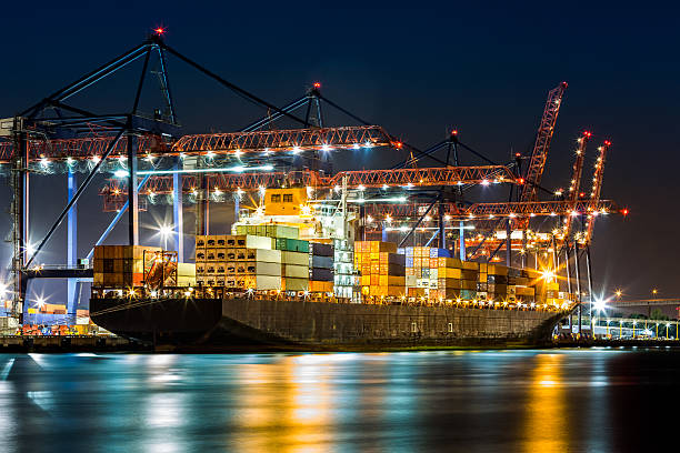 SHIPPING-HARBOUR.jpg